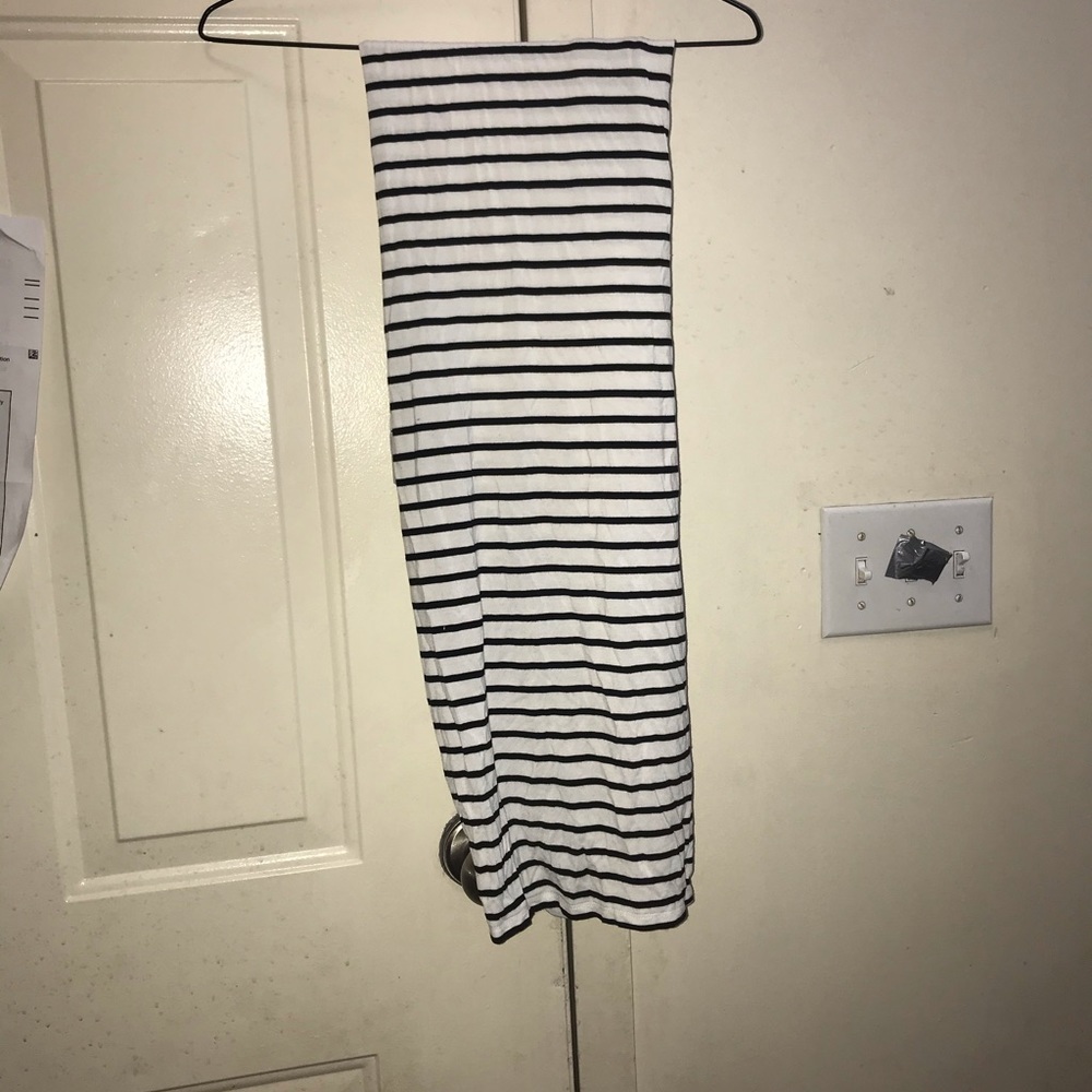 Women’s black & white maxi skirt